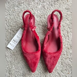 No Boundaries Red Fuzzy Heels. Size 6